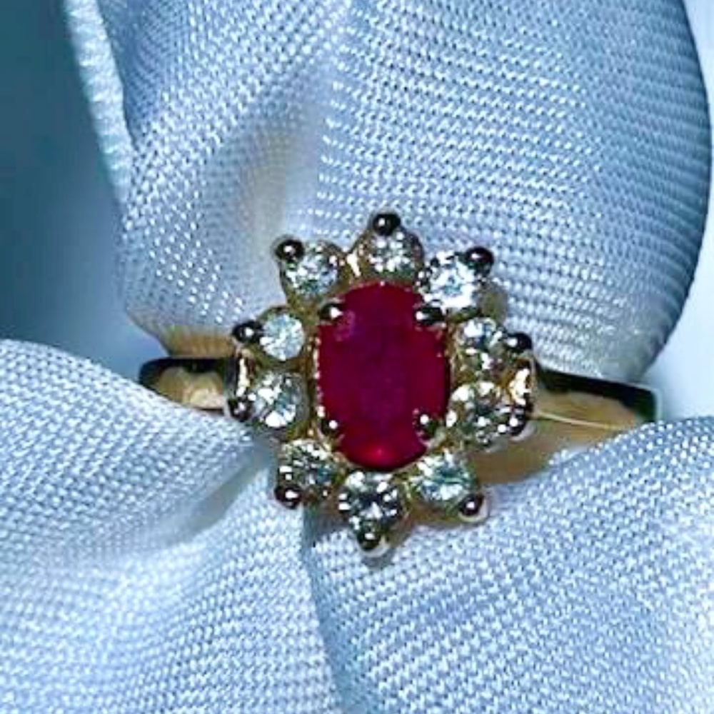 14K Yellow Gold Genuine Oval Ruby and Diamond Princess Style Ring Sz 6